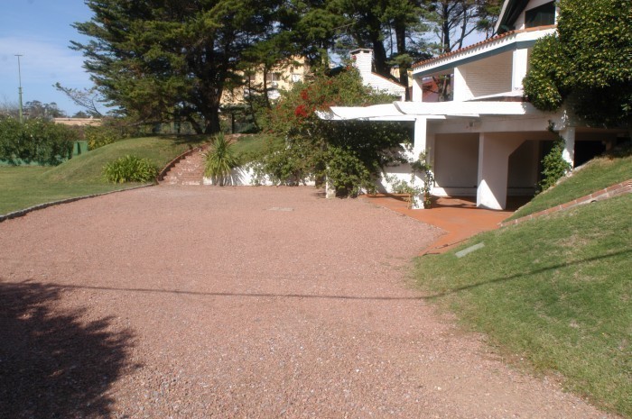 Casa frente al mar con cancha de Tenis